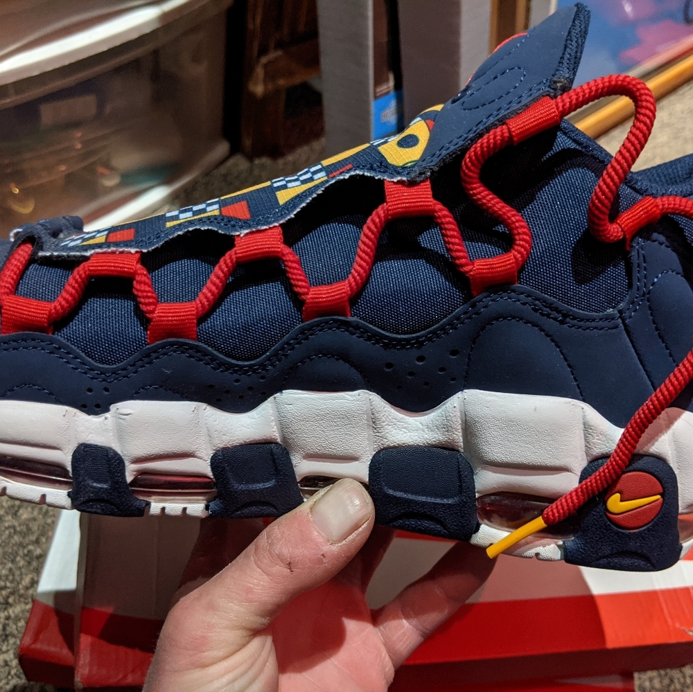 Nike Air More Money size 9.5